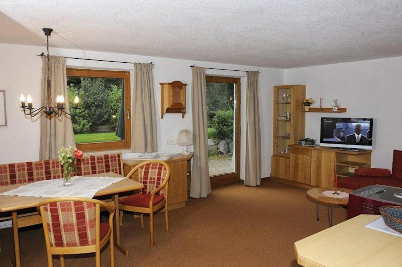 Appartementhaus St. Martin Seefeld in Tirol Chambre photo